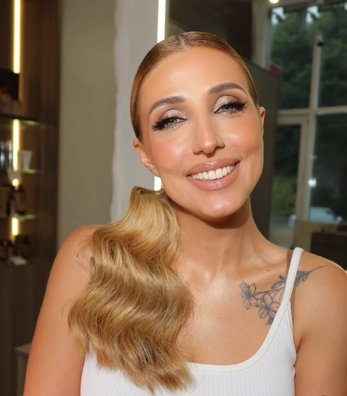 Party makeup & hairstyle