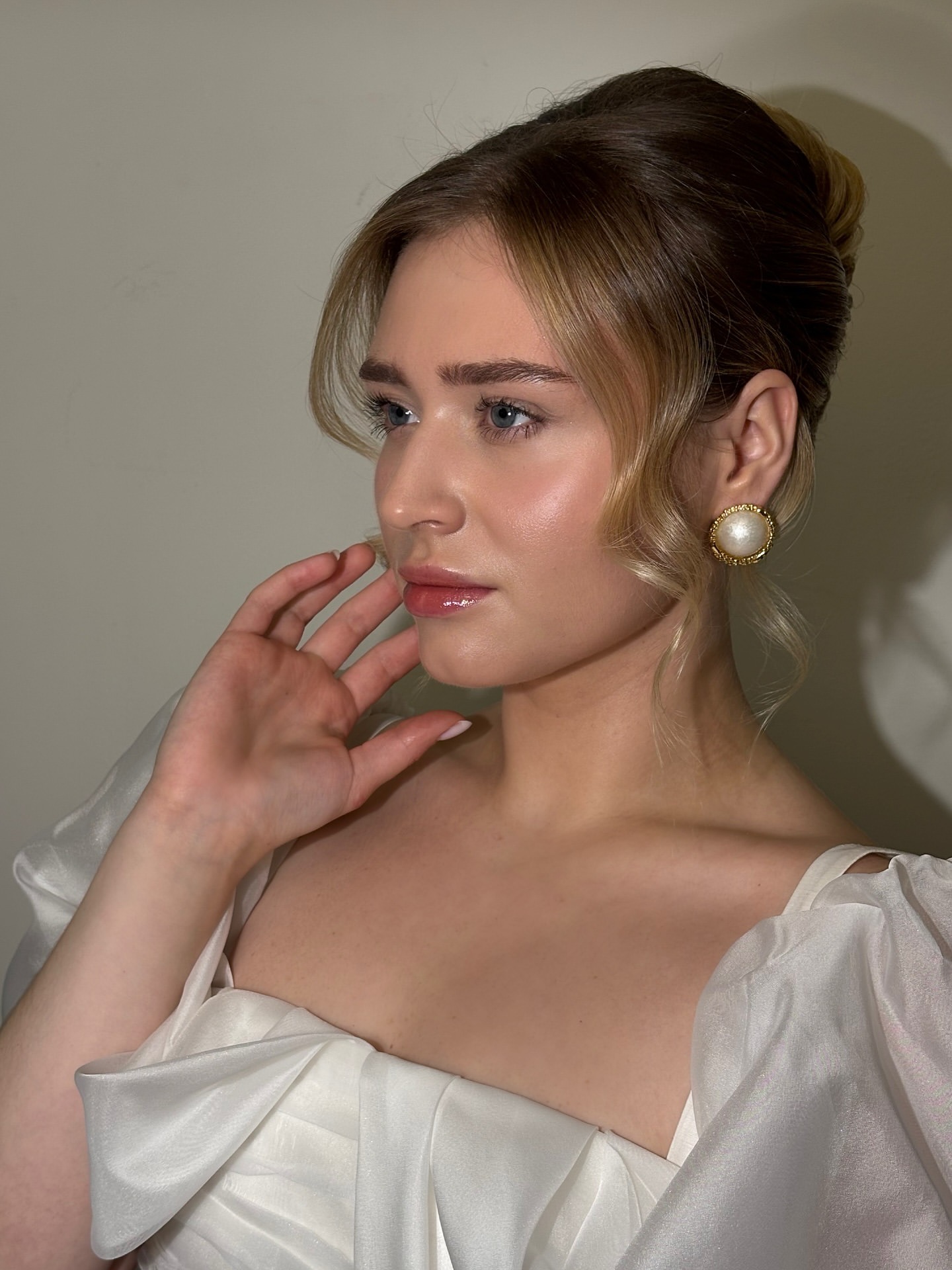 Modern Bridal Beauty
